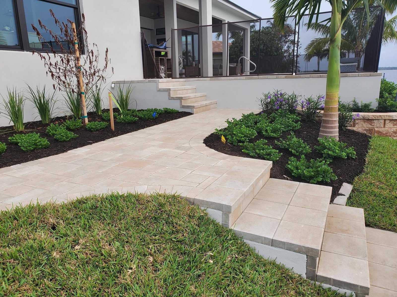 Travertine patio installation